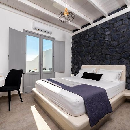 Filoxenia Luxury Villas Perissa  Bagian luar foto